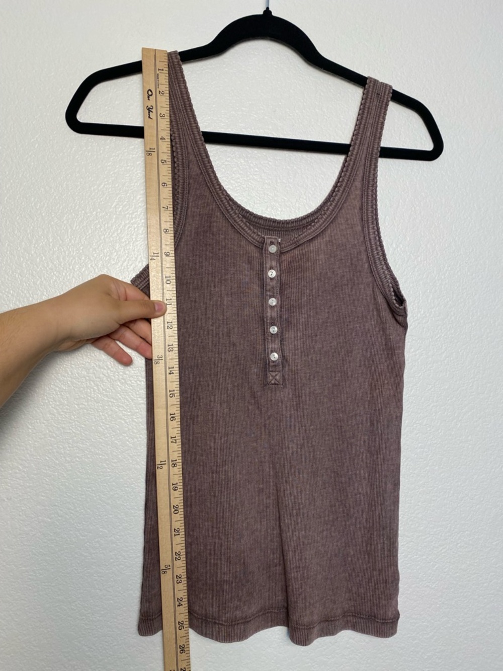 🤎 EUC Aerie Ribbed Henley Tank Top – Brown | Size Medium - Picture 10 of 11